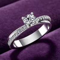 Bague de fiançailles en argent sterling 925 avec moissanite taille ronde GRA VVS, double rangée torsadée et pierres pavées latérales, pour femme