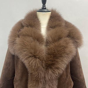Nuova Giacca Corta in Vera Pelliccia di Volpe e Pelle Scamosciata di Alta Qualità, Morbida e Calda per l'Inverno, Cappotto Imbottito in Piuma d'Oca per Donna - Product Image 4