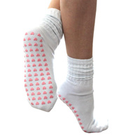 Chaussettes de yoga et de barre tendance à motif cœur, chaussettes de Pilates personnalisées