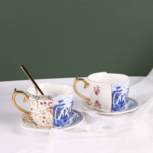 Ensemble de tasses et sous-tasses de café en céramique, forme hybride écologique, Design Unique, de luxe, avec poignée dorée - Product Image 2