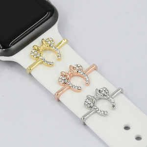 Nouveau <span class=keywords><strong>pendentif</strong></span> lune et étoile pour <span class=keywords><strong>Apple</strong></span> <span class=keywords><strong>Watch</strong></span> Band breloques décoratif montre intelligente accessoires de bracelet en Silicone pour Bracelet iwatch - Product Image 1