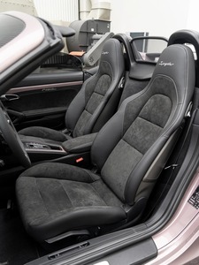 Sièges sport améliorés pour <span class=keywords><strong>Porsche</strong></span> et housses de siège haut de gamme en Alcantara - Product Image 1