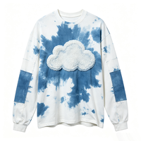 T-shirt à manches longues déchiré effet vieilli avec logo brodé en spirale, poignets en jean, délavé dégradé, coupe oversize, style streetwear