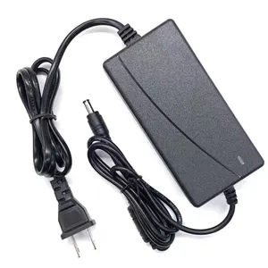 Werkslieferung USA 60 V universaler Desktop-Power Adapter 12 V 5 A Stromversorgung