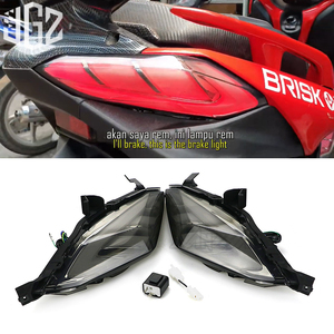 Accessoires de Moto, Feu Arrière, Clignotant Daytime TYPE <span class=keywords><strong>GENESIS</strong></span> pour YAMAHA XMAX 250 <span class=keywords><strong>300</strong></span> 2017-2021 - Product Image 1