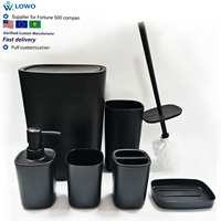 Ensemble d'accessoires de salle de bain en plastique noir et gris écologiques, flacon rechargeable, distributeur de savon, porte-brosse à dents, porte-savon, poubelle