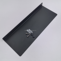 Étagères murales linéaires flottantes en acier noir de conception industrielle moderne et robuste pour salle de bain, cuisine, présentation et décoration