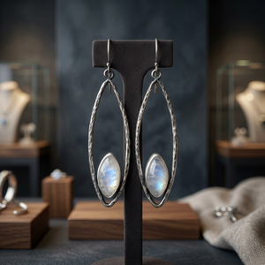 Pendientes Colgantes Clásicos Hechos a Mano de Plata de Ley 925 con Piedra Lunar Arcoíris de Corte Brillante Marquesa y Engaste de Bisel, Blancos - Product Image 2