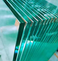 Vitrage feuilleté trempé double couche personnalisé, anti-explosion, pour balustrades d'escalier modernes et murs-rideaux de projets hôteliers
