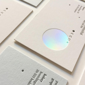 Étiquettes suspendues personnalisées vierges ou imprimées, étiquettes de prix pour vêtements découpées, cartes de remerciement, cartes en carton ou en papier avec logo - Product Image 4