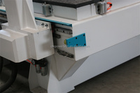 Kit de routeur CNC pour bois ATC en acrylique/bois, machine avec moteur servo Syntec, zone de travail unique de 1300x2500mm, prix agent usine