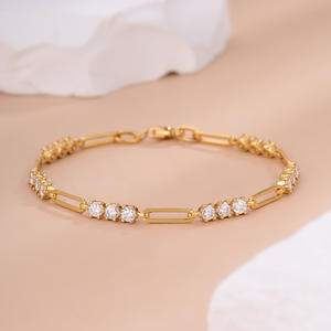 Pulsera de Moda Hip Hop con Perlas de Imitación y Moissanita de Corte Brillante, Engaste de Garra, Certificada para Uso Unisex en Fiestas - Product Image 3