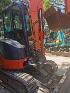 Hitachi ZX30 2021 Pelle hydraulique sur chenilles d'occasion Japon 0.35m Godet 3 tonnes Poids en ordre de marche Stock à bas prix pour rapport vidéo - Product Image 5