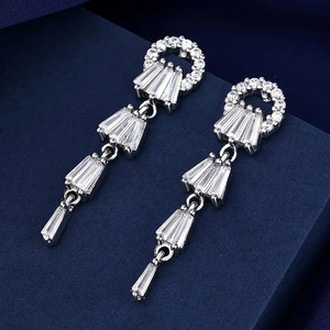Eleganti Orecchini Lunghi a Forma di Mughetto per Donne, Accessori per Orecchie Dolci da Indossare Ogni Giorno - Product Image 6