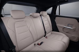 MERCE-DES <span class=keywords><strong>Gla</strong></span> 2024 2025 <span class=keywords><strong>Gla</strong></span> 200 Mới Xăng Xe 5 Cửa 5 Chỗ Ngồi SUV 1.3T 163HP Chất Lượng Tốt Trong Kho <span class=keywords><strong>Gla</strong></span> 200 Cho Xuất Khẩu - Product Image 5