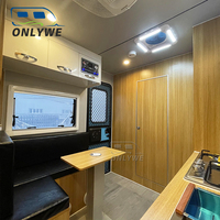 ONLYWE Caravane de camping tout-terrain australienne en fibre de verre avec panneaux solaires pour les voyages d'aventure