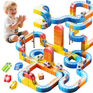 Juguete <span class=keywords><strong>de</strong></span> Construcción <span class=keywords><strong>de</strong></span> Trenes <span class=keywords><strong>de</strong></span> Alta Velocidad <span class=keywords><strong>de</strong></span> Plástico para Niños, Diseño <span class=keywords><strong>de</strong></span> Dibujos Animados, Colorido, Ensamblaje DIY, Bloques <span class=keywords><strong>de</strong></span> Construcción 3D, Cubo con Múltiples Vías y <span class=keywords><strong>Señales</strong></span> <span class=keywords><strong>de</strong></span> Tráfico - Product Image 1
