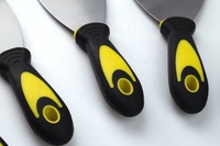Grattoir à carbone bicolore en plastique avec poignée perforée, spatule à mastic en acier inoxydable, directement de l'usine