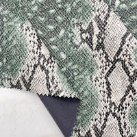 Tissu en cuir PU extensible dans les deux sens Tissu en rayonne de serpent gaufré Faux cuir de qualité supérieure pour la fabrication de vêtements-Utilisation pour les robes et les jupes