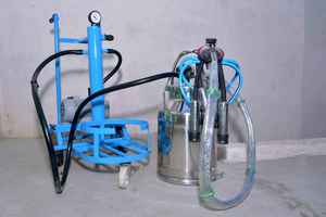 Máquina de Ordeño Portátil de Acero Inoxidable con Bomba de Vacío, Equipo de Ordeño para Vacas Lecheras para Uso Agrícola y Comercial - Product Image 5