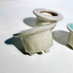 Pot <span class=keywords><strong>de</strong></span> fleurs en céramique pour plantes succulentes – Offre spéciale liquidation – Design minimaliste glacé effet craquelé – Respirant, résistant à la corrosion, durable - Product Image 4