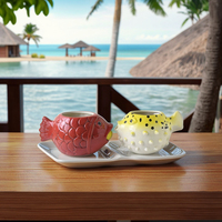Mug Tiki keramik kreatif sesuai pesanan pabrik desain ikan Hawaii untuk kopi teh bir air penggunaan pesta yang berkelanjutan