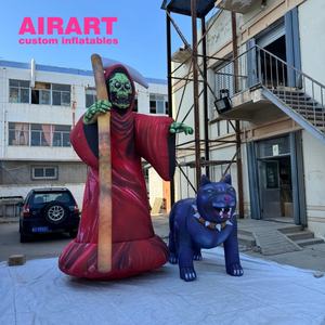 Mascota inflable del mensajero del infierno de alta calidad de 4m de altura con su perro para la decoración del escenario del Festival de Halloween - Product Image 1