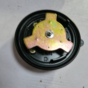 Pièces d'excavateur ACT/LEBON de haute qualité E200 E320 7X7700 Couvercle de réservoir de carburant noir Garantie de 3 mois Prix d'usine - Product Image 4