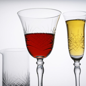 منحوتة يدويًا رائعة شريط مأدبة ويسكي زجاجي عالي القدم شفاف كريستال خلط الزجاج - Product Image 5