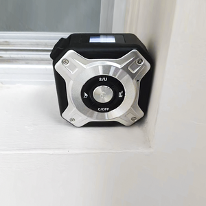 Medidor <span class=keywords><strong>de</strong></span> Distancia Láser Digital con Carga USB Tipo-C <span class=keywords><strong>2</strong></span> en 1, 131 m, Precisión <span class=keywords><strong>de</strong></span> <span class=keywords><strong>2</strong></span> mm, Carcasa <span class=keywords><strong>de</strong></span> Aleación <span class=keywords><strong>de</strong></span> <span class=keywords><strong>Aluminio</strong></span>, 200 g, Ligero - Product Image 1