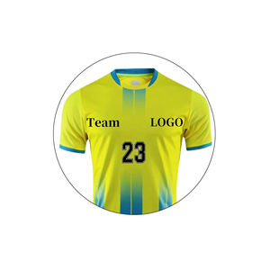 Ensemble d'uniformes de football junior de haute qualité, couleurs d'équipe classiques, caractéristiques ajustables, nom par sublimation, ajustement parfait, multi-saisons - Product Image 2