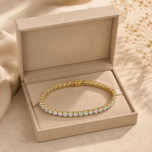 Bracciale Tennis in Oro con Diamanti Taglio Rotondo, Classico Solitario con Zirconi, Gioiello di Lusso per Donna, Confezione Regalo Inclusa - Product Image 1