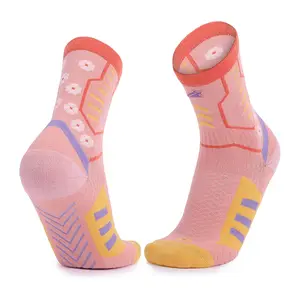 Fabricants Vente en gros Bas de serviette Chaussettes de basket-ball personnalisées Chaussettes de compression pour hommes en coton peigné