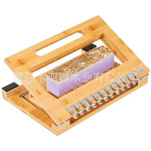 Cortador de jabón de madera de bambú hecho a mano para uso doméstico con perillas metálicas y alambre ajustable - Product Image 1