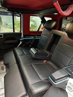 Siège arrière VIP de voiture de conversion intérieure personnalisée de luxe pour JEEP
