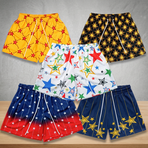 Pantalones Cortos de Baloncesto de Malla de Doble Capa Sublimados Personalizados de Poliéster de Alta Calidad con Estampado Completo de Estrellas y Entrepierna de 5 Pulgadas - Product Image 3