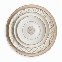 Assiettes à dîner en porcelaine fine Besta pour mariages avec personnalisation de motifs floraux et services de vaisselle