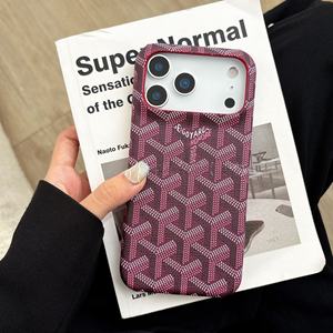 Funda de Cuero Artificial Delgada de Lujo con Logotipo Estampado en Caliente para <span class=keywords><strong>iPhone</strong></span> 17/16 <span class=keywords><strong>Pro</strong></span> <span class=keywords><strong>Max</strong></span>, Protección Antigolpes con Botón Metálico - Product Image 5