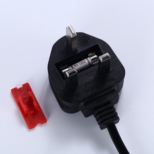 Cable de alimentación con enchufe británico blanco y fusible, conector C15 IEC para uso en Hong Kong y Malasia - Product Image 2