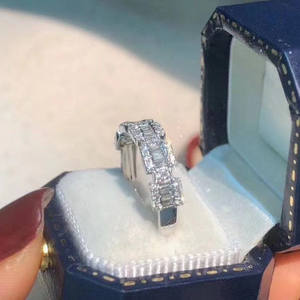 Anillo de Diamantes F1734, Corte Esmeralda, Color D Natural, Certificado por GIA, Joyería Clásica de Compromiso para Mujer - Product Image 4