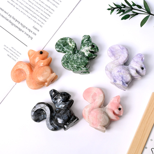 Vente en gros de sculptures d'animaux en pierre de quartz naturelle, sculptures de cristaux d'écureuils mignons pour la décoration de la maison - Product Image 3