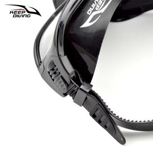 KEEP DIVING Professionnel Anti-buée Grand Champ de Vision Faible Volume Plongeur Lentille Courbée en Fibre de Carbone Léger DM 405 - Product Image 5