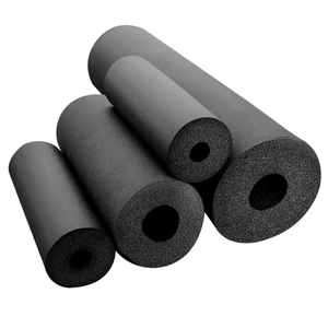 Tuberías de Aislamiento Térmico de Espuma de PVC Autoadhesivas de Grado B1, Aislamiento Térmico Suave para Sistemas HVAC, Diseño Moderno, Uso en Almacenes y Cocinas - Product Image 3