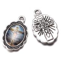 Pendentifs breloques en alliage de zinc avec motifs chrétiens variés, autocollants et icônes catholiques, pour la fabrication de colliers DIY, images personnalisables
