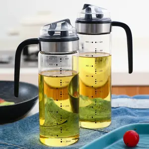 F1-813 High Boro silicate Kitchen Cooking Nachfüllbarer Sauce Essig Auto Flip Measurement Glasöl flaschen spender