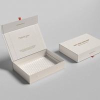 Boîte cadeau magnétique pliable, boîte d'emballage rigide de luxe à couvercle rabattable avec impression personnalisée à l'intérieur pour les cosmétiques et les soins de la peau