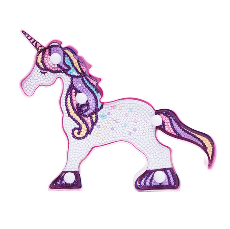 Bianco-DM0013-unicorno