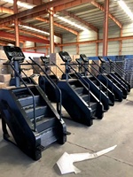 Appareil de fitness commercial de qualité supérieure avec cadre en acier durable pour entraînement cardio, simulateur d'escalade pour salle de sport