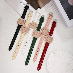 Nuevo Reloj de Mujer con Incrustaciones de Diamantes, Diseño de Cielo Estrellado, Correa de Cuero, Reloj de Pulsera de Cuarzo Cuadrado para Damas - Product Image 5