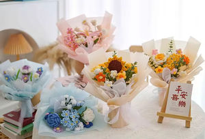 Cadeaux chauds tendance de la Saint-Valentin <span class=keywords><strong>Bouquet</strong></span> de marguerites de tournesol tricoté grande fleur avec tige et feuilles <span class=keywords><strong>Bouquet</strong></span> de fleurs au Crochet - Product Image 6